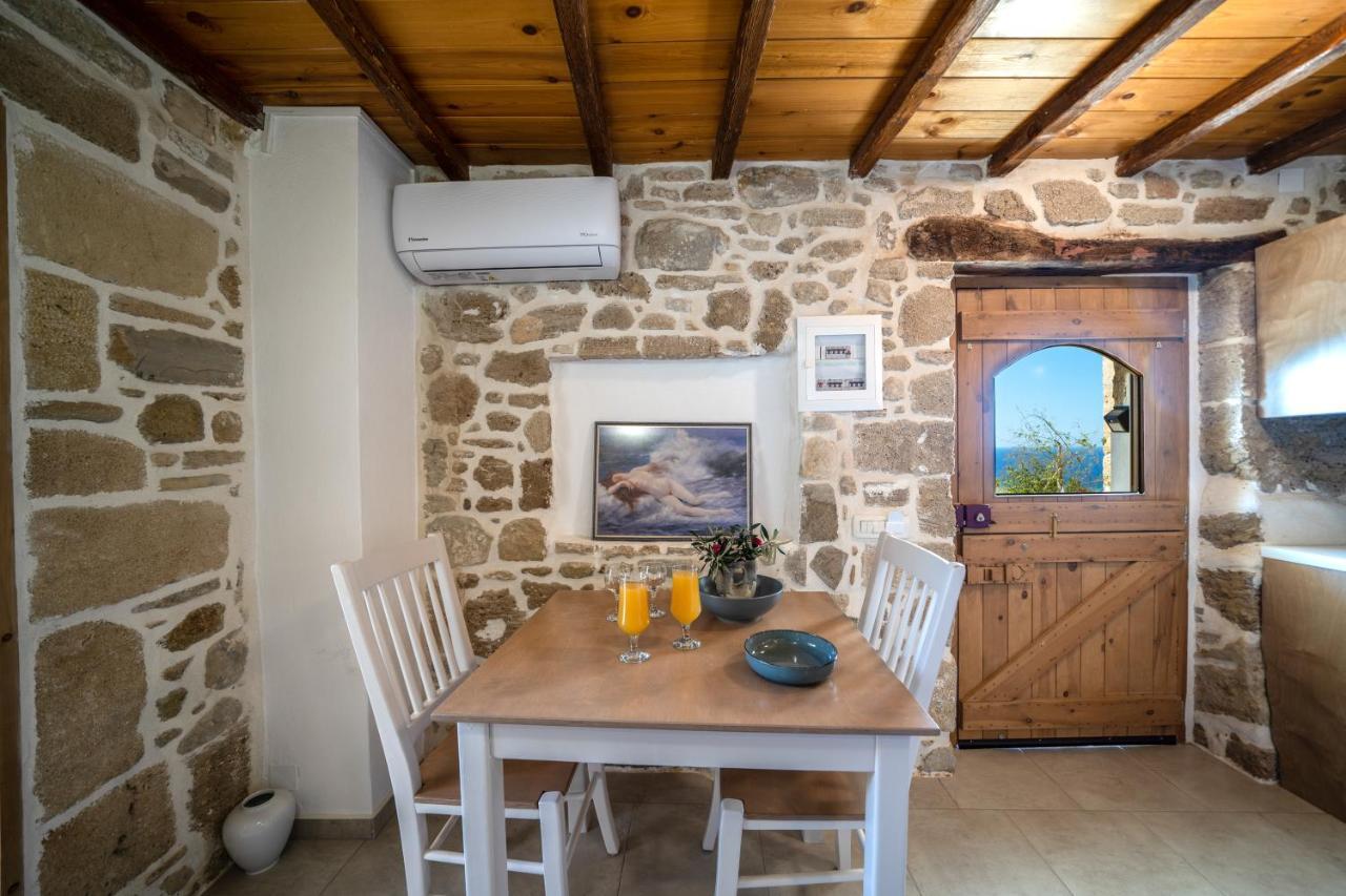 Mary'S Stone House Appartement Falasarna Buitenkant foto
