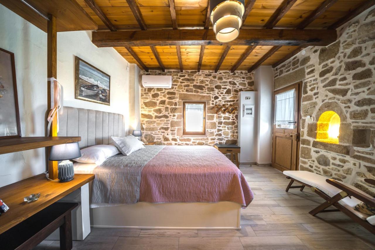 Mary'S Stone House Appartement Falasarna Buitenkant foto
